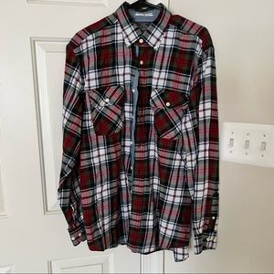 Trendy Men’s Nautica button up shirt -